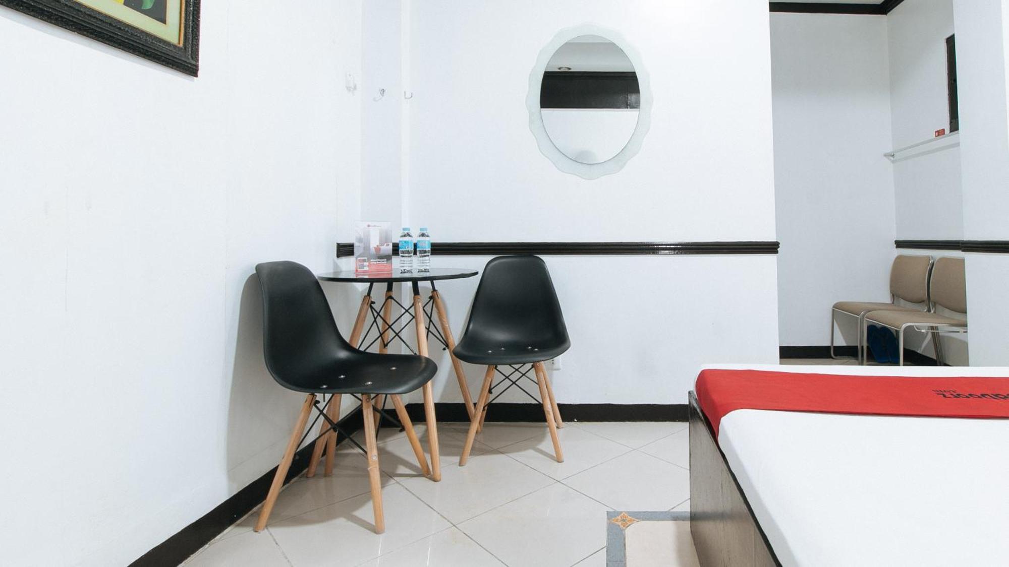 Reddoorz At Plus Villa Gloria Taguig Exteriér fotografie