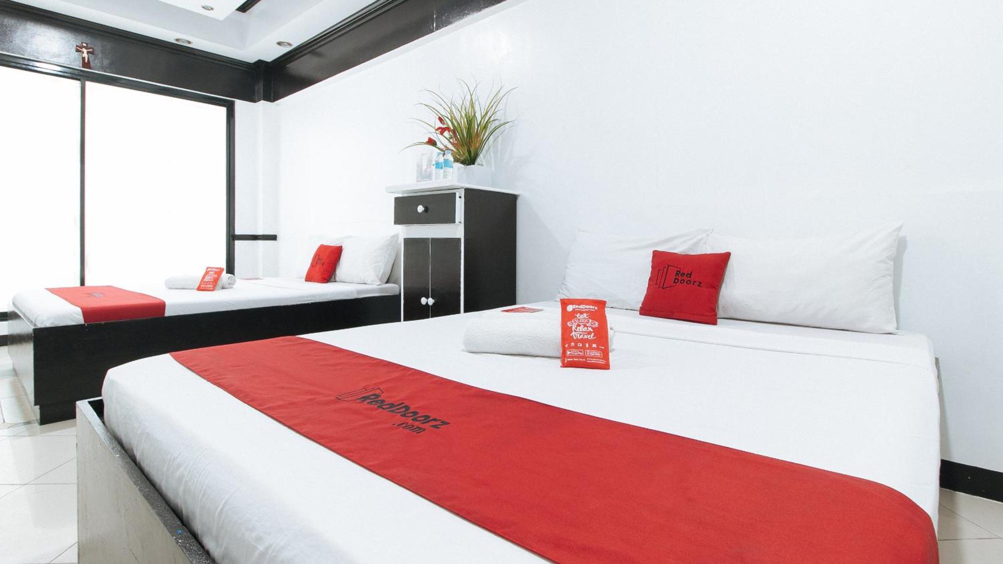 Reddoorz At Plus Villa Gloria Taguig Exteriér fotografie