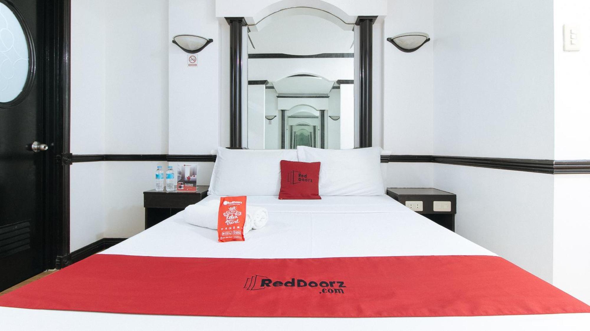 Reddoorz At Plus Villa Gloria Taguig Exteriér fotografie